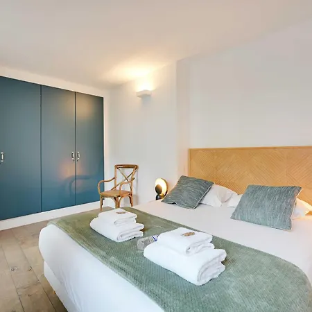 Amazing 6p 2br Beaubourg Marais Apartment Paris