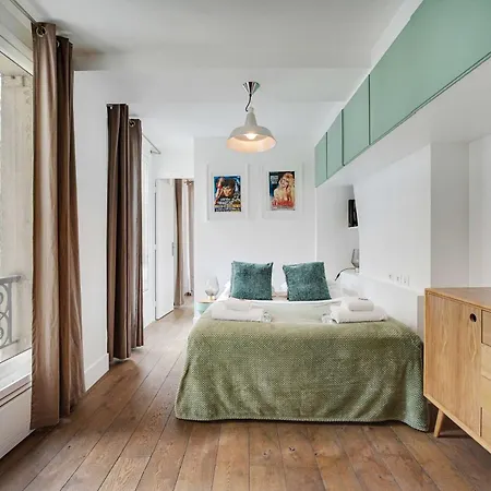 Apartment Amazing 6p 2br Beaubourg Marais *